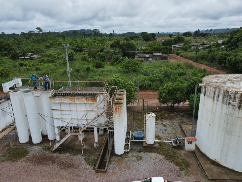 Sistema de tratamento e abastecimento de água na comunidade Paraíso do Norte Nova Bandeirantes