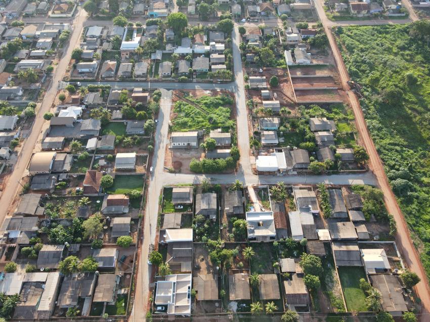 Pavimentação Asfáltica nas travessas da quadra 10 Praça Boa Vista